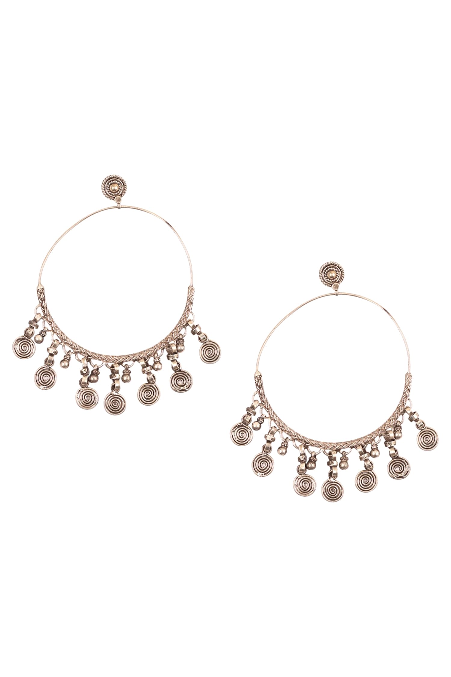 Circular drop earrings 