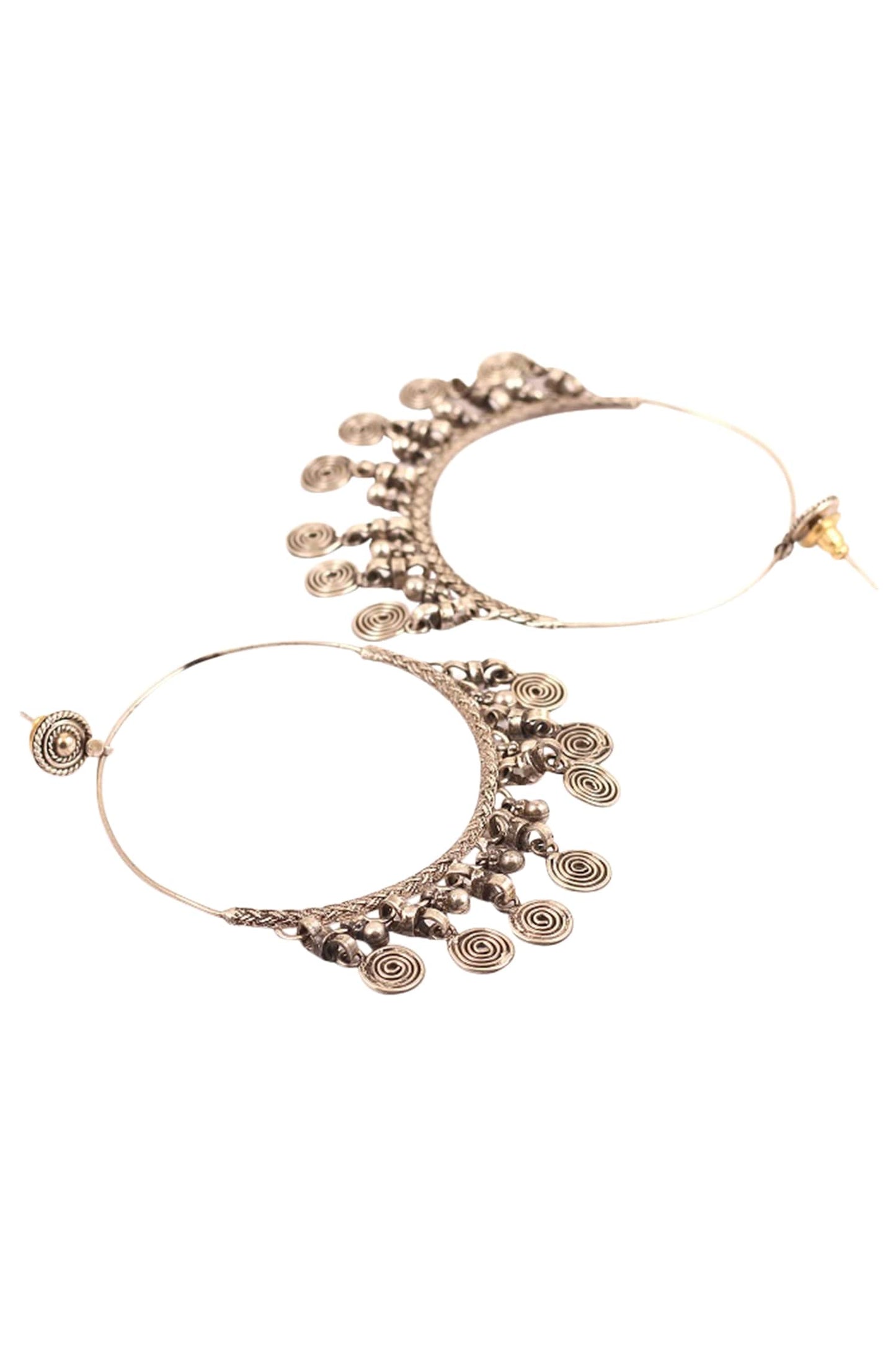 Circular drop earrings 