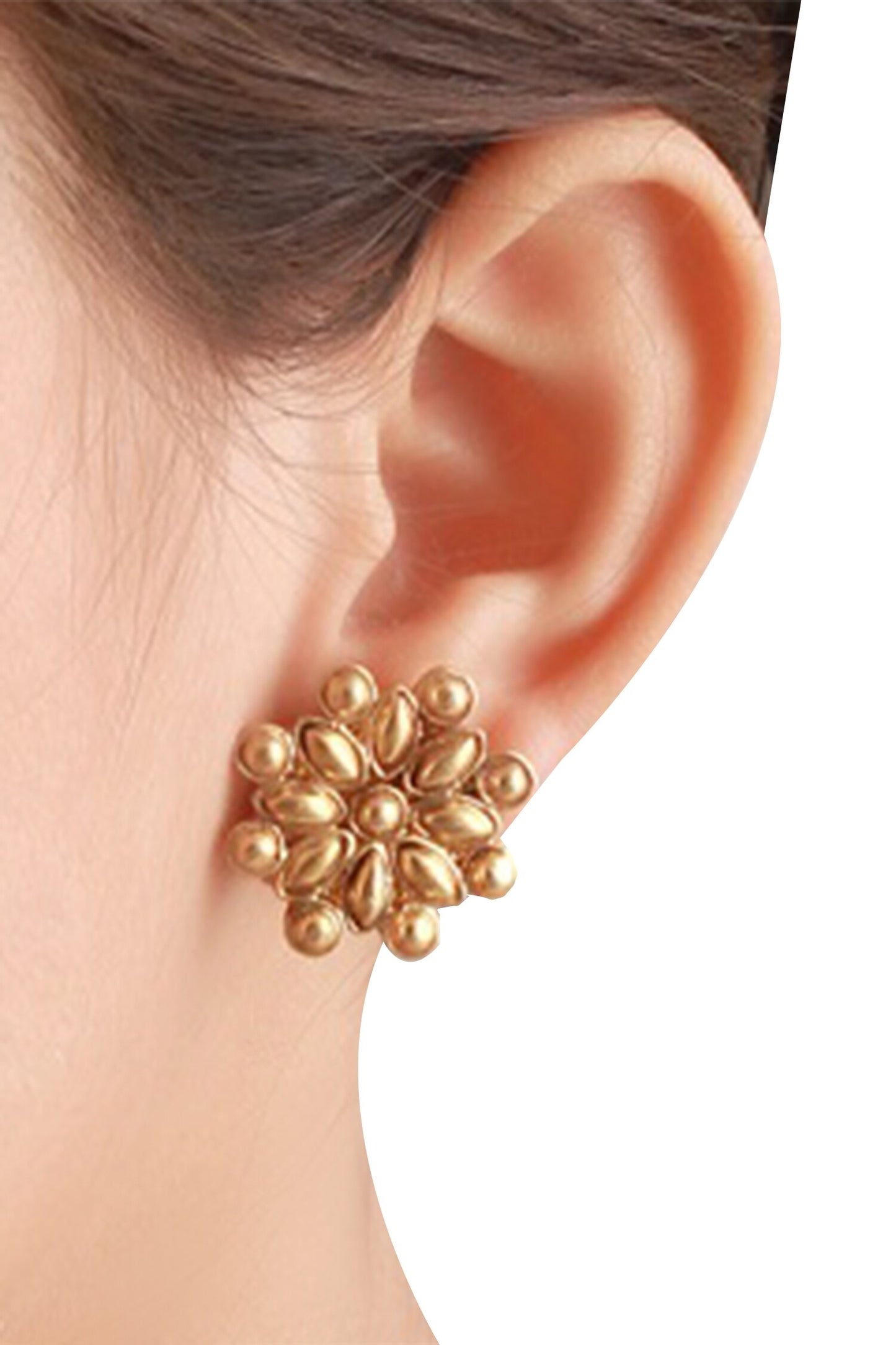 Sunflower pattern studs 