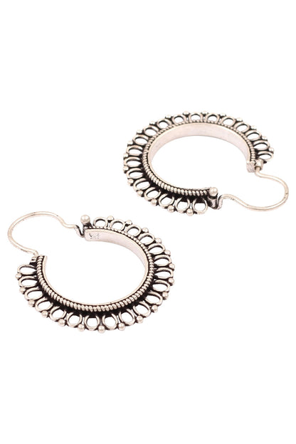 Handcrafted loop earrings 