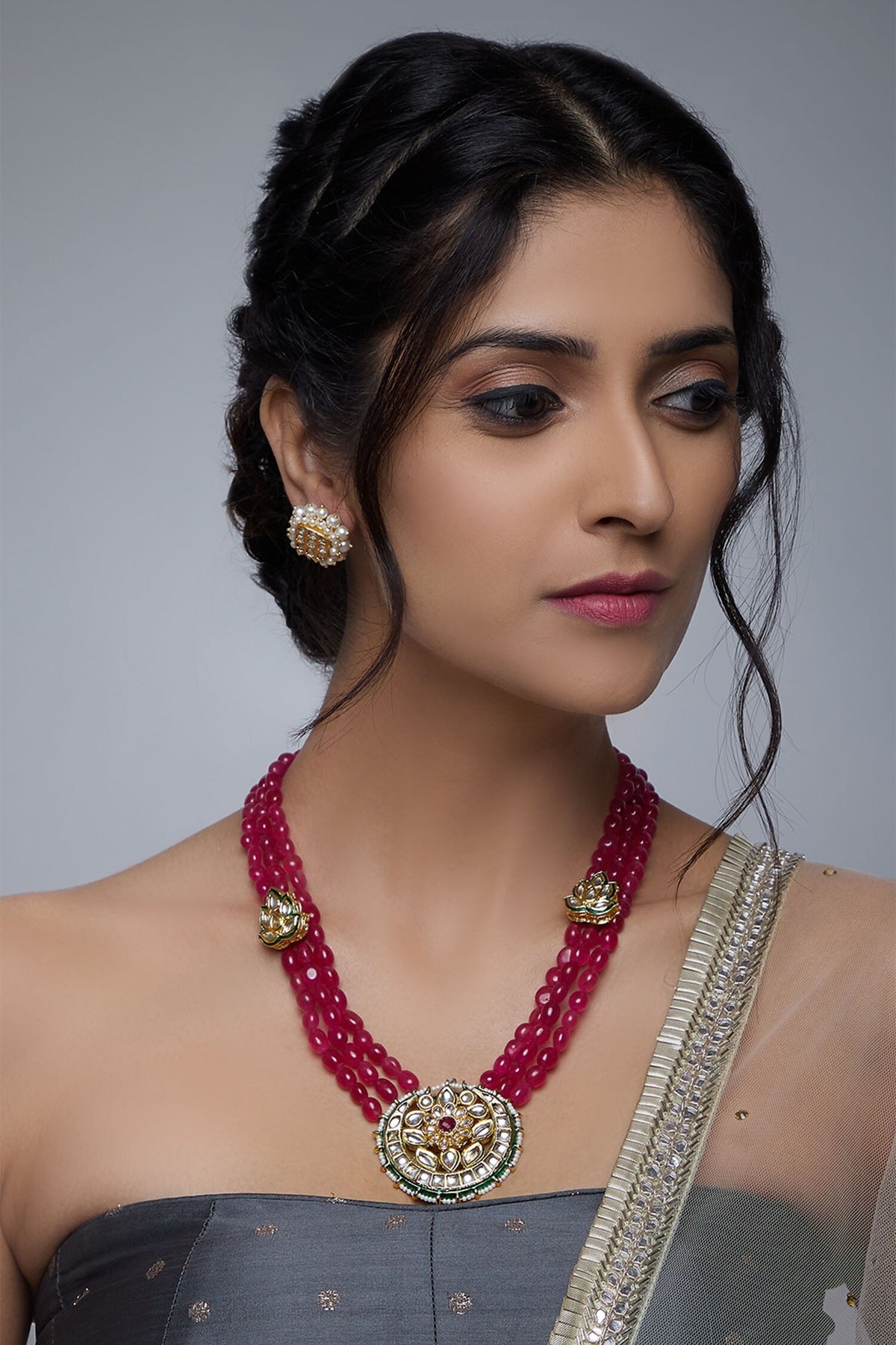 Kundan pendant necklace 
