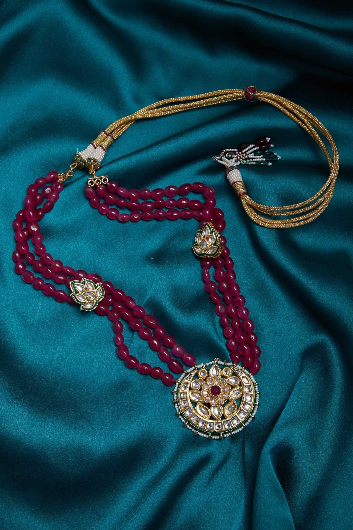 Kundan pendant necklace 