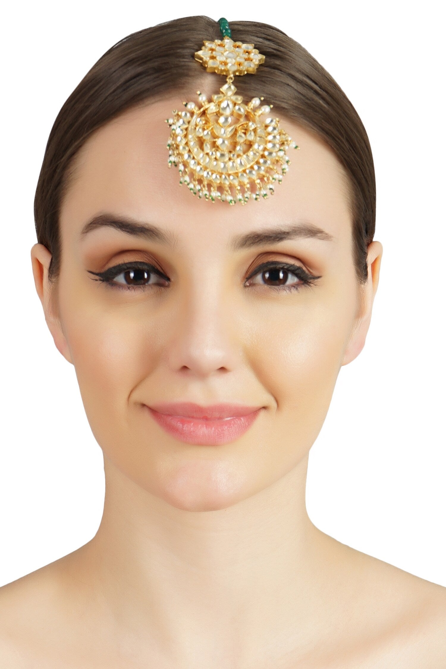 Kundan Maangtikka 