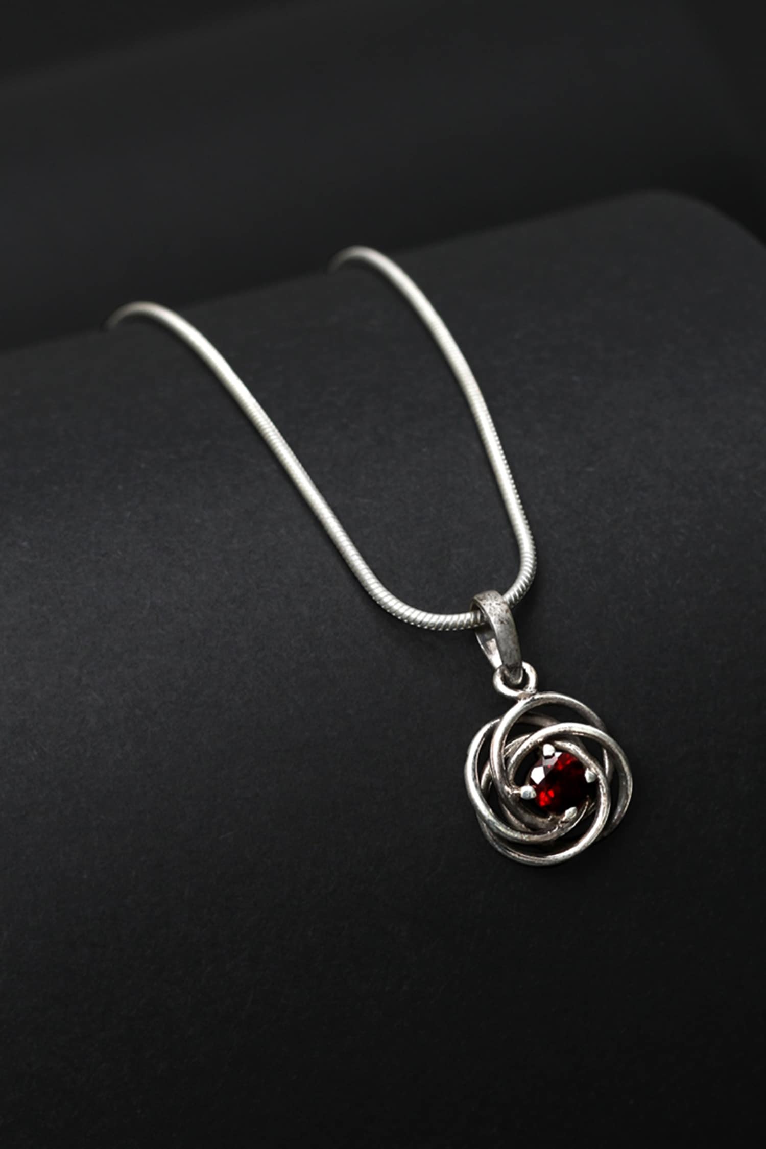 Stone Pendant Necklace 