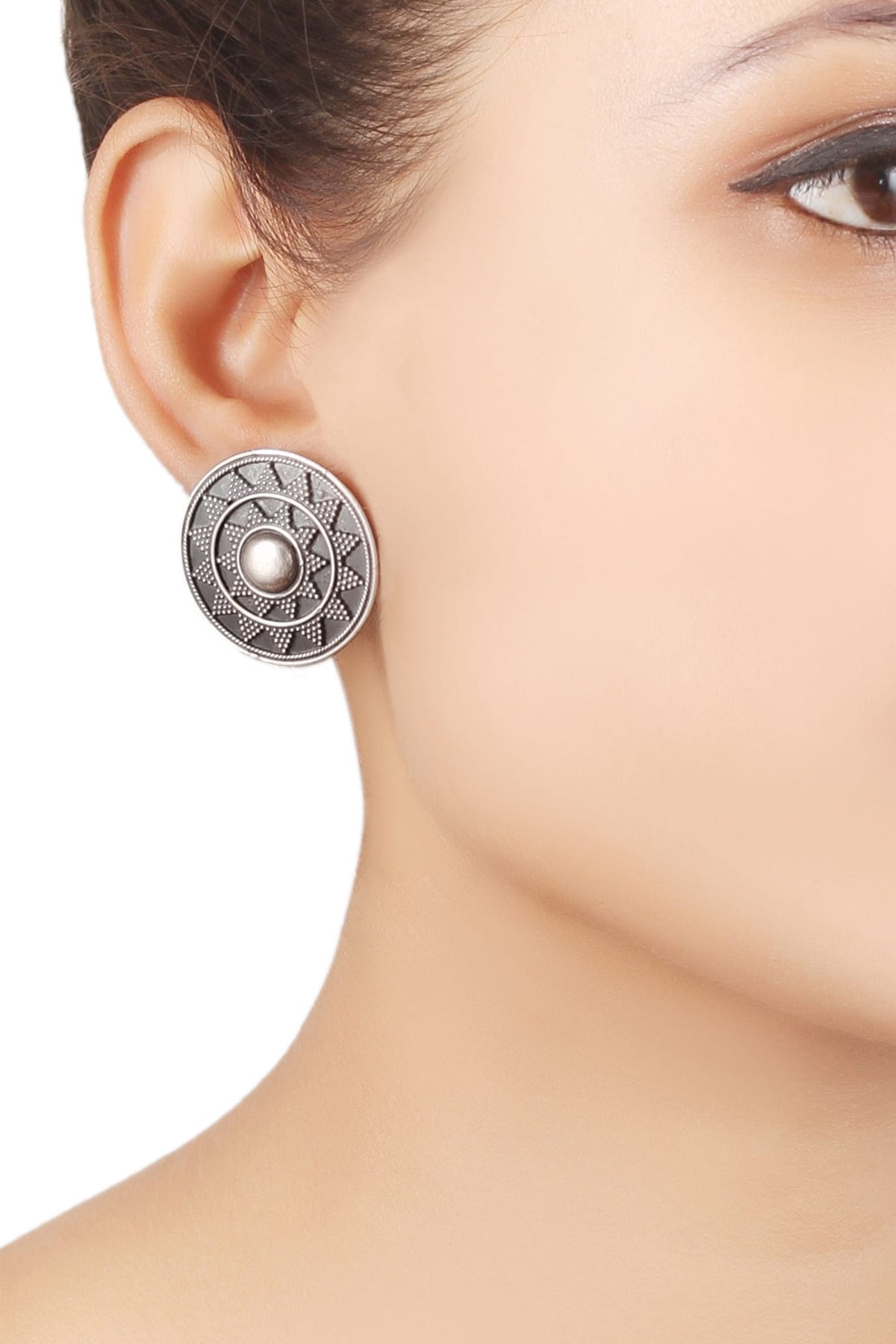 Circular Stud Earrings 