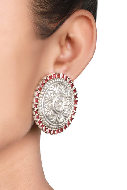 Carved Stud Earrings 