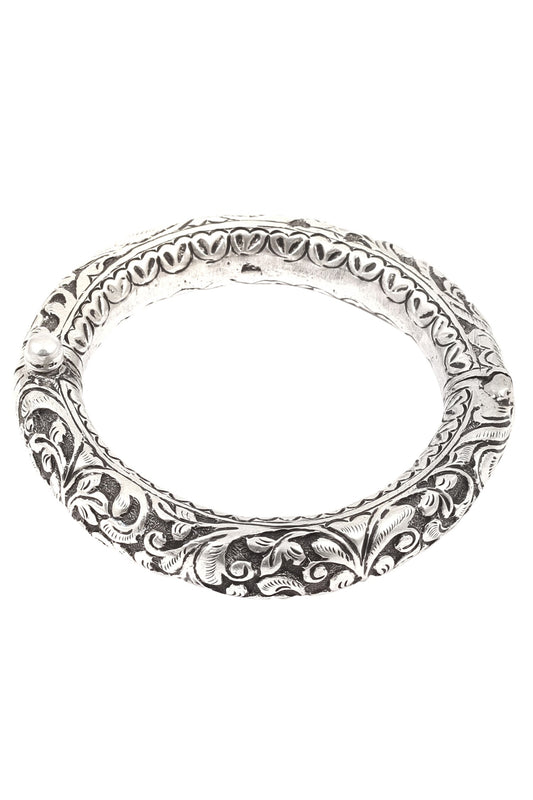 Carved Bangle 