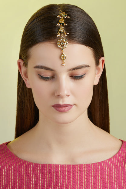 Kundan Maangtikka 