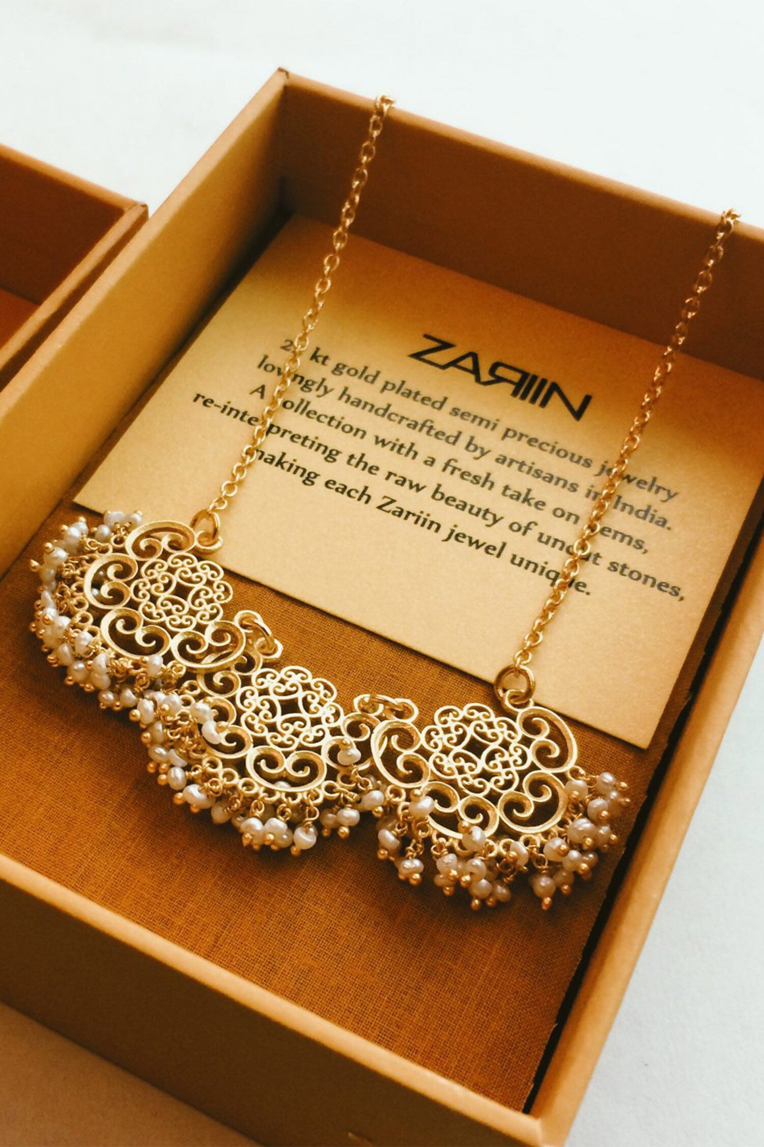Filigree Pendant Necklace 