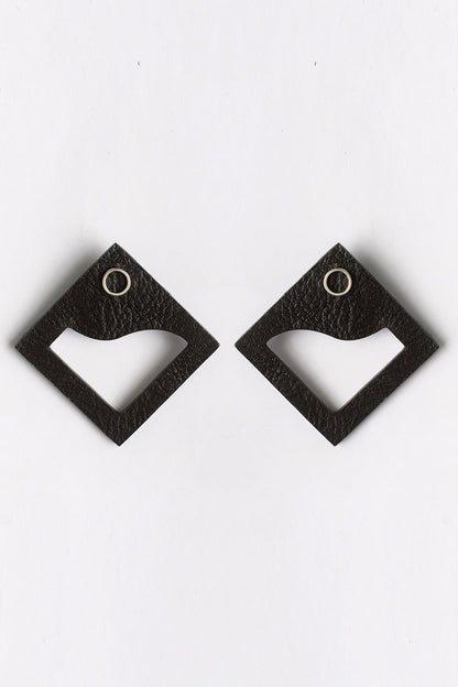 Cutout Square Shaped Earrings 