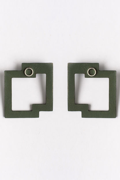 Green Cutout Stud Earrings 