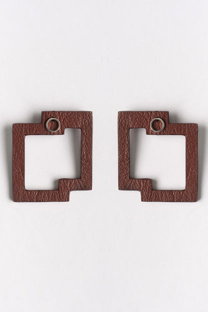 Maroon Cutout Textured Stud Earrings 