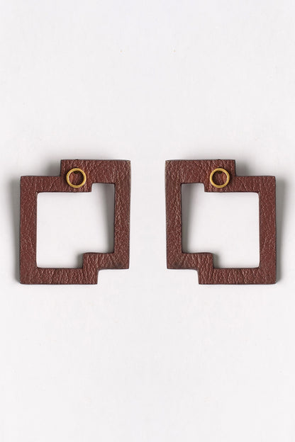 Maroon Cutout Textured Stud Earrings 