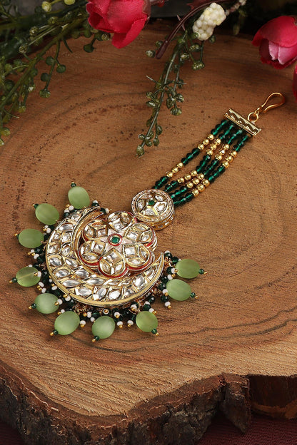 Crescent Moon Motif Maangtikka 