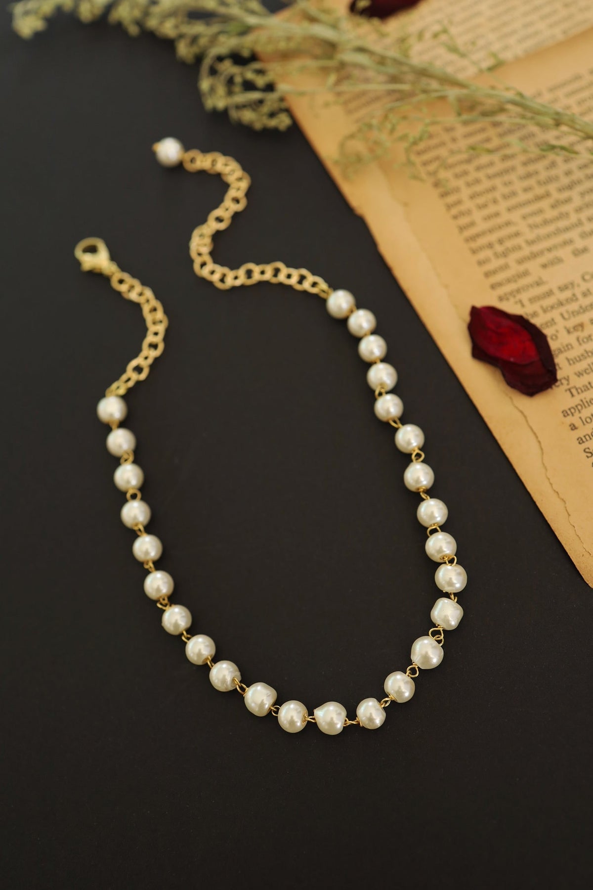 Gold Pearl Choker Necklace 