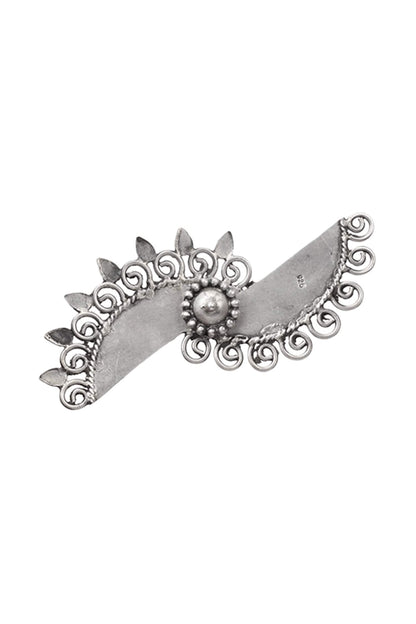 Carved Stud Earrings 