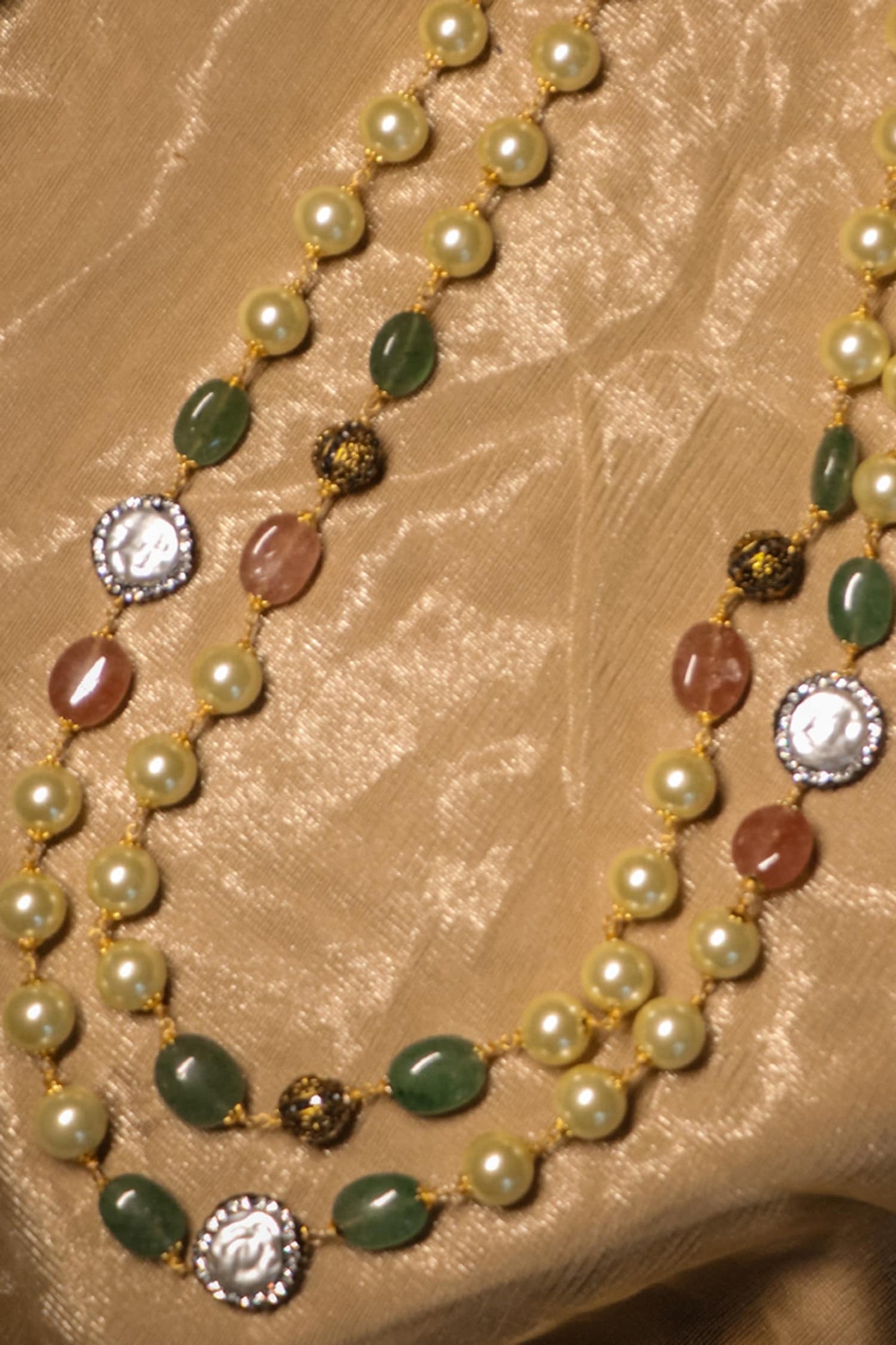 Double Layered Shell Pearl Necklace 