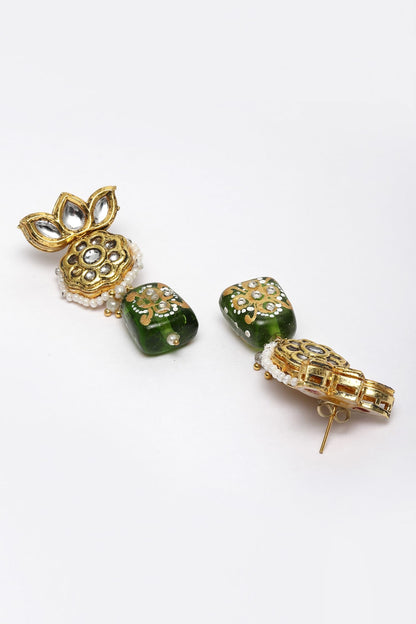 Kundan, Pearl & Faux Emerald Necklace Set 