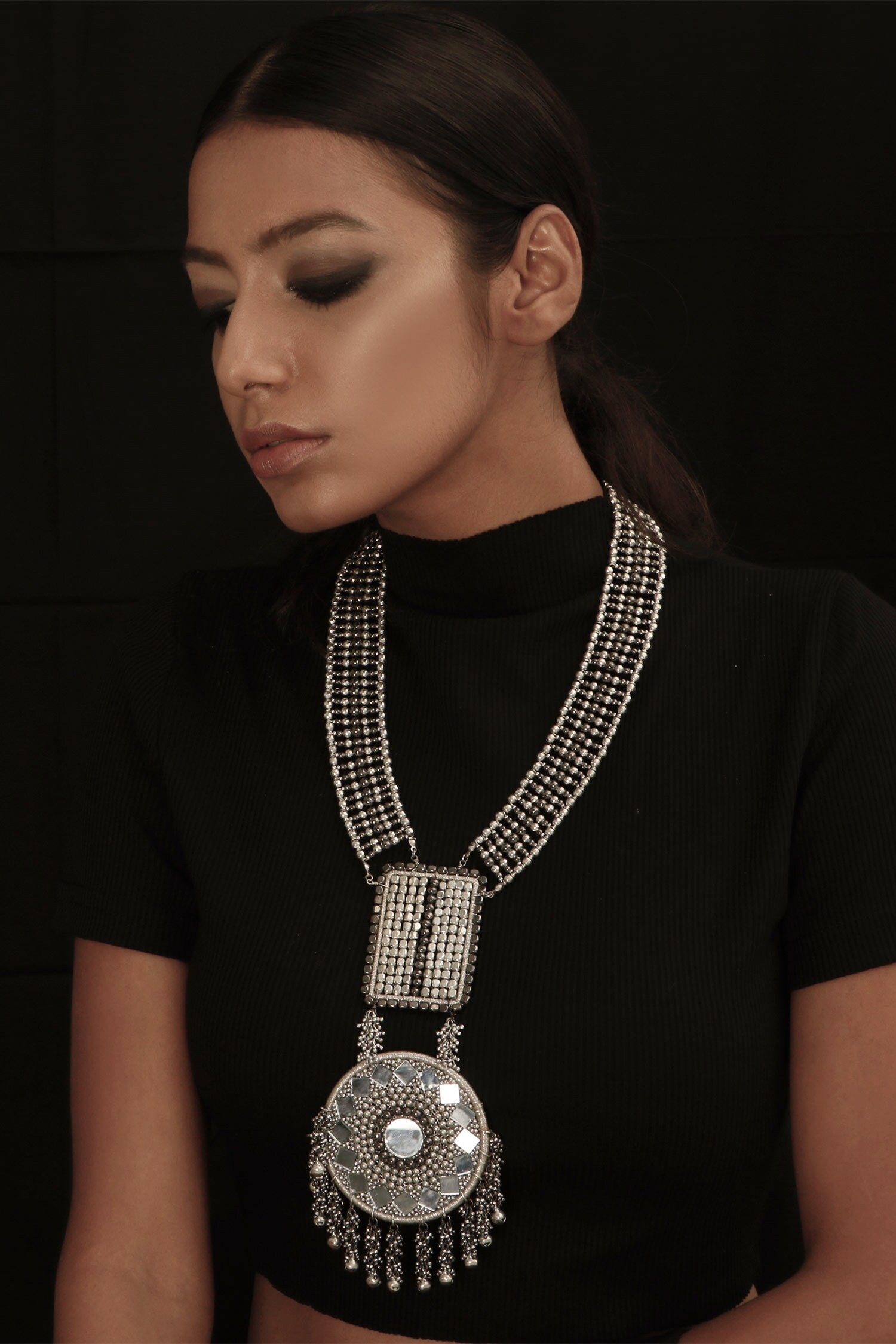 Vedaanta Pendant Necklace 