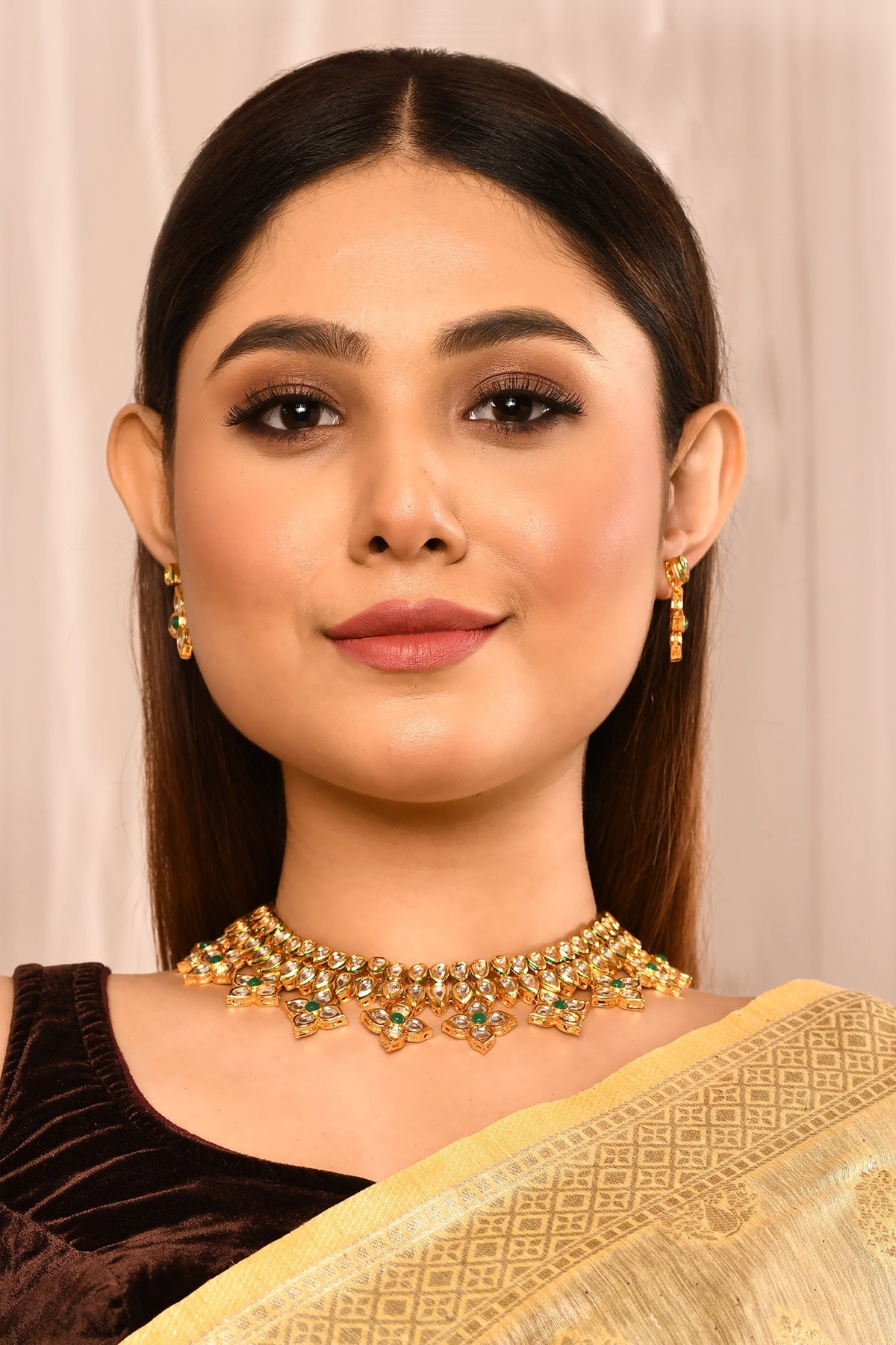 Kundan Embellished Choker Set 