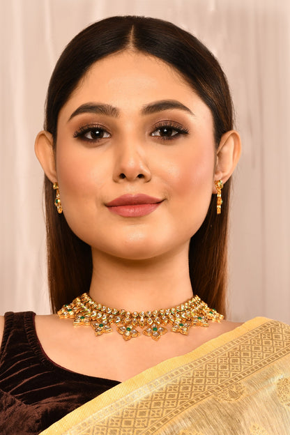 Kundan Embellished Choker Set 