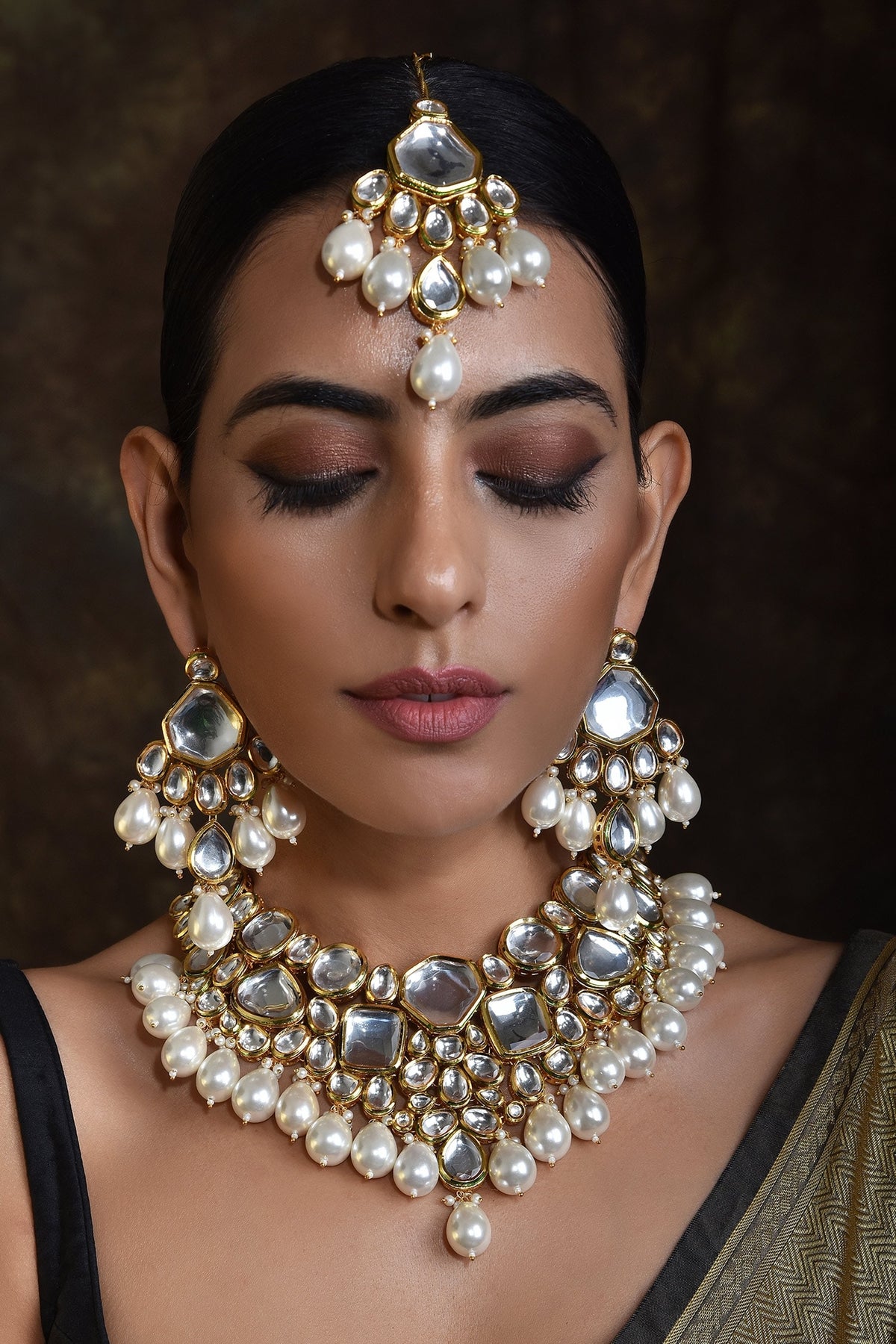 Kundan Studded Choker Set 