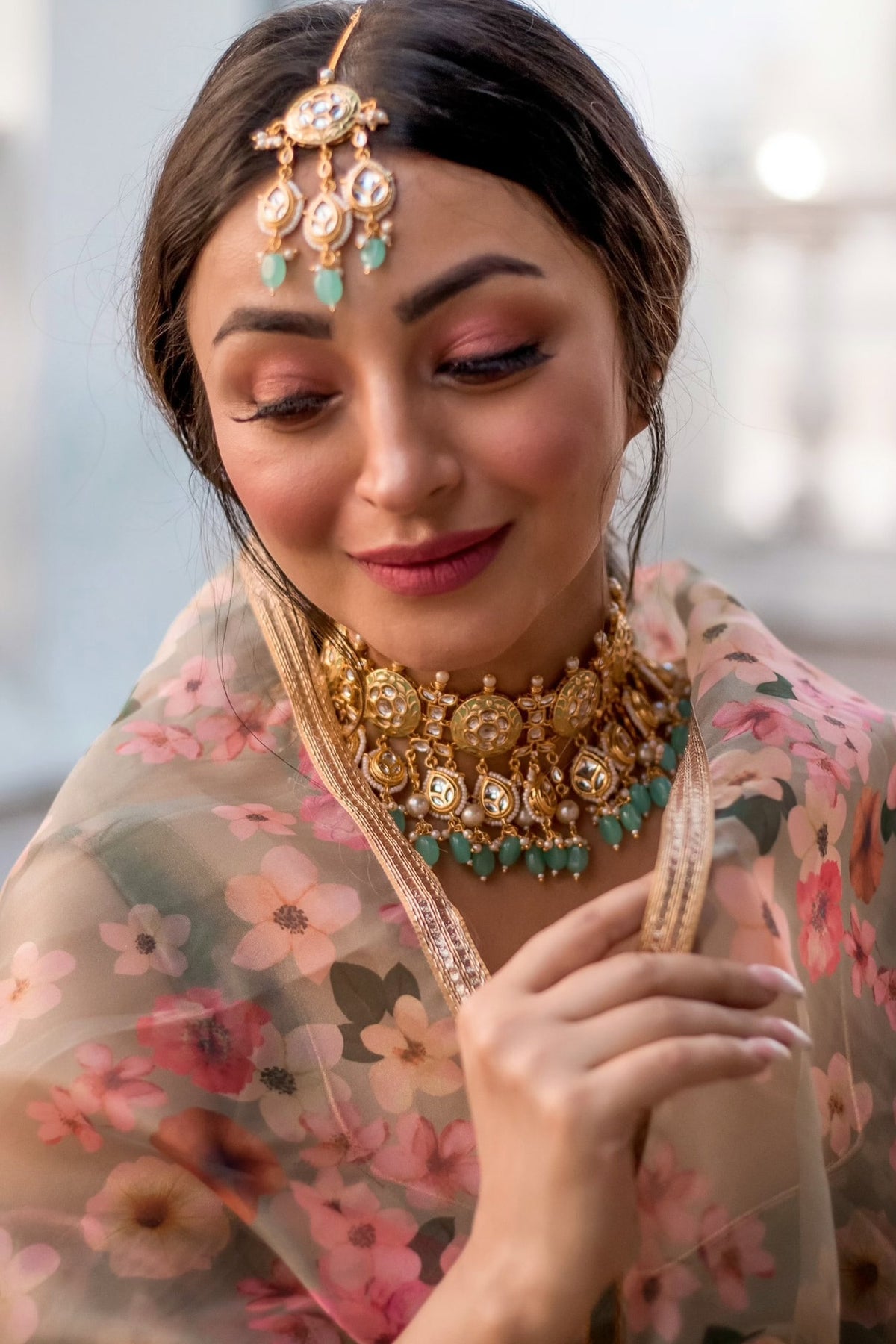 Geometric Kundan Studded Choker Set 