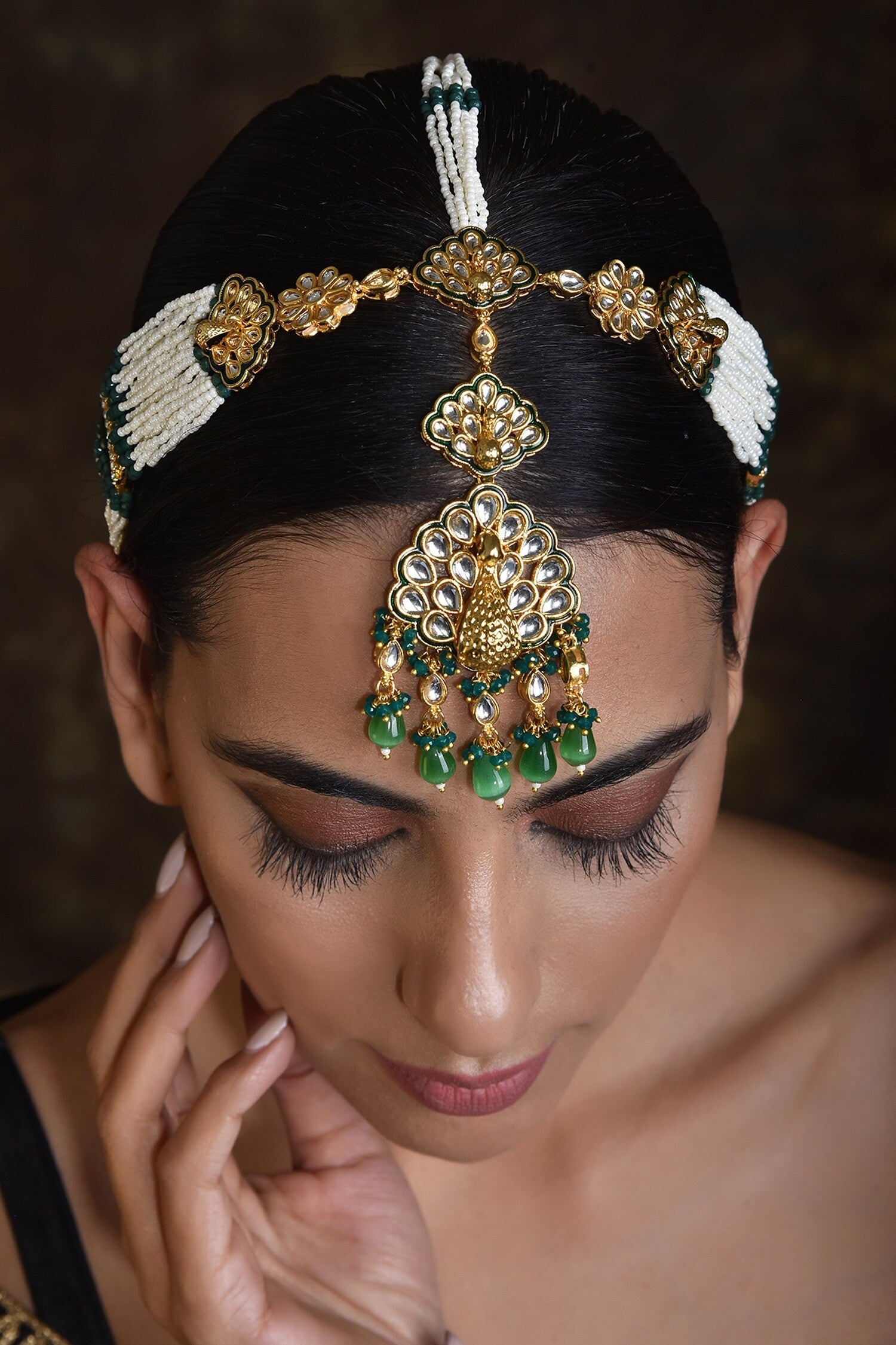 Peacock Motif Kundan Mathapatti 