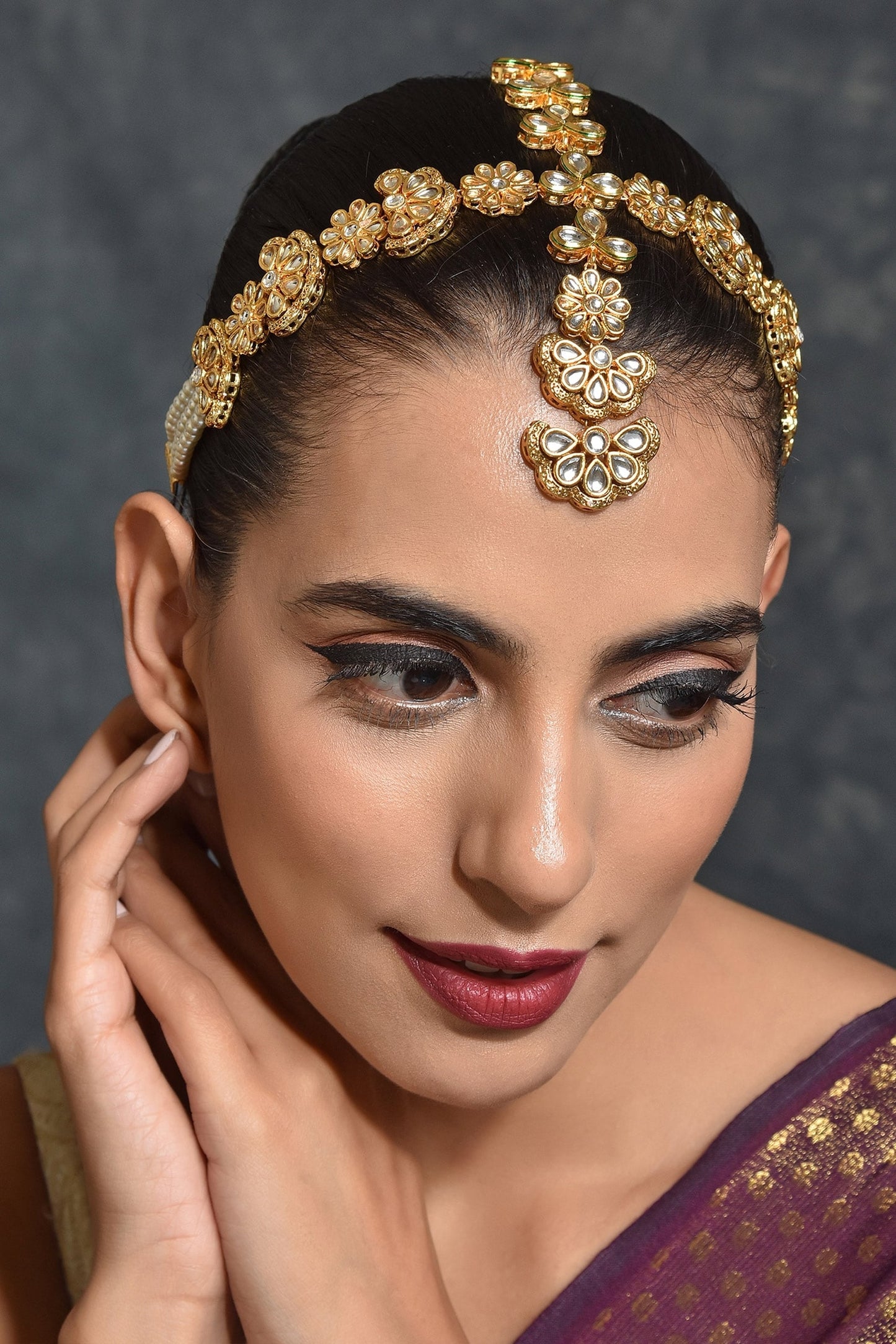Kundan Floral Mathapatti 
