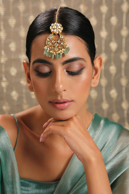 Green Kundan Maangtikka
 