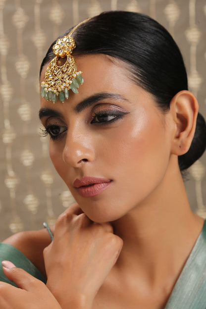 Green Kundan Maangtikka
 