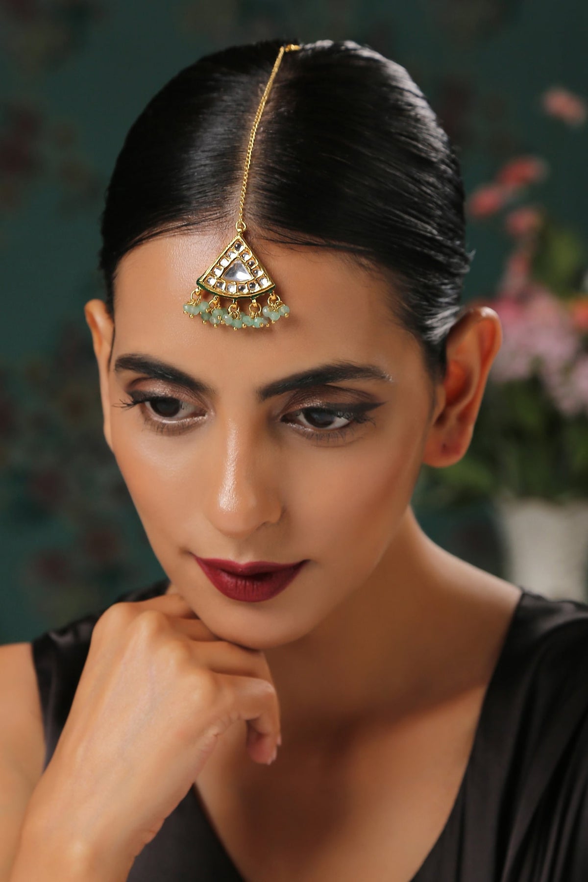 Kundan Maangtikka 