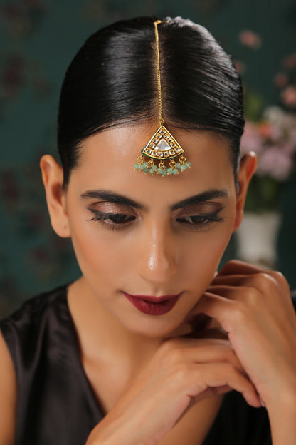Kundan Maangtikka 