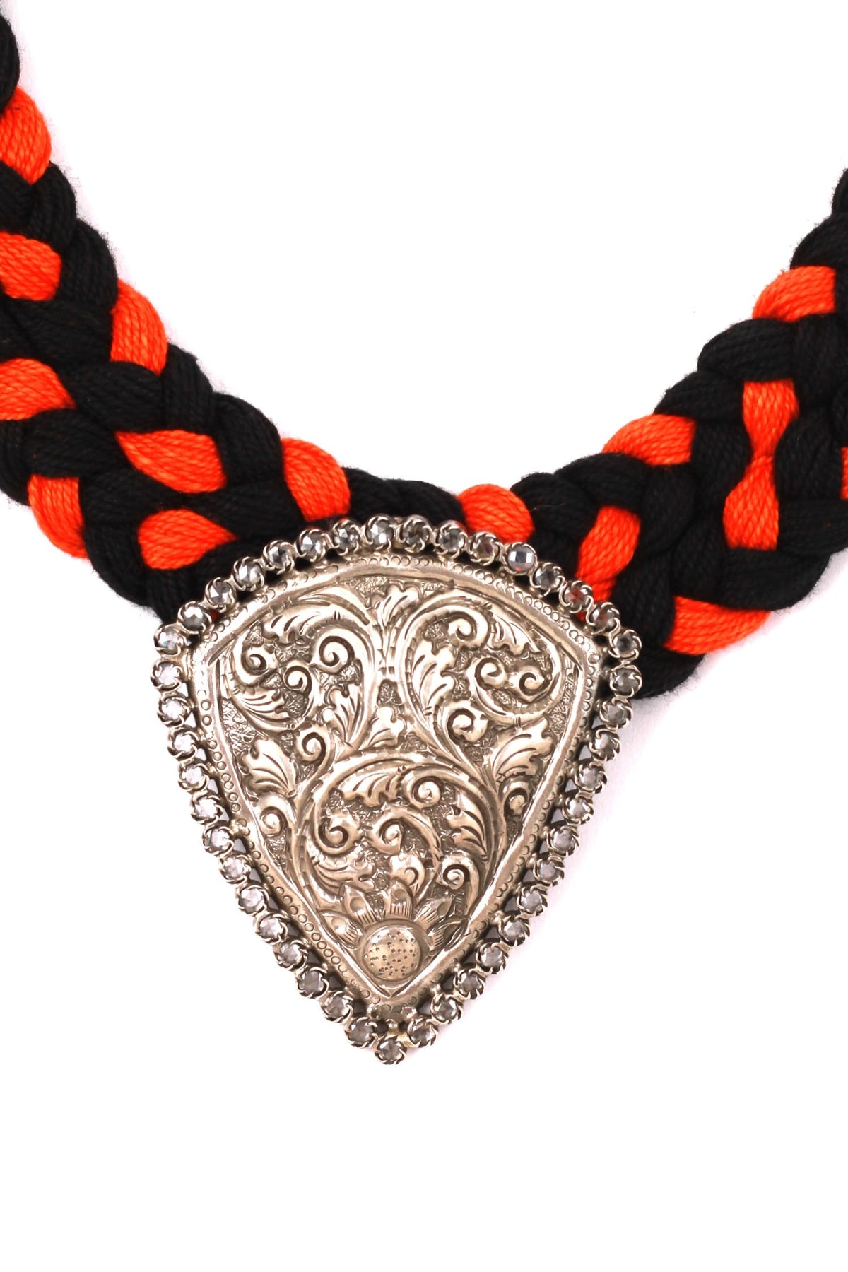 Floral Carved Pendant Necklace 