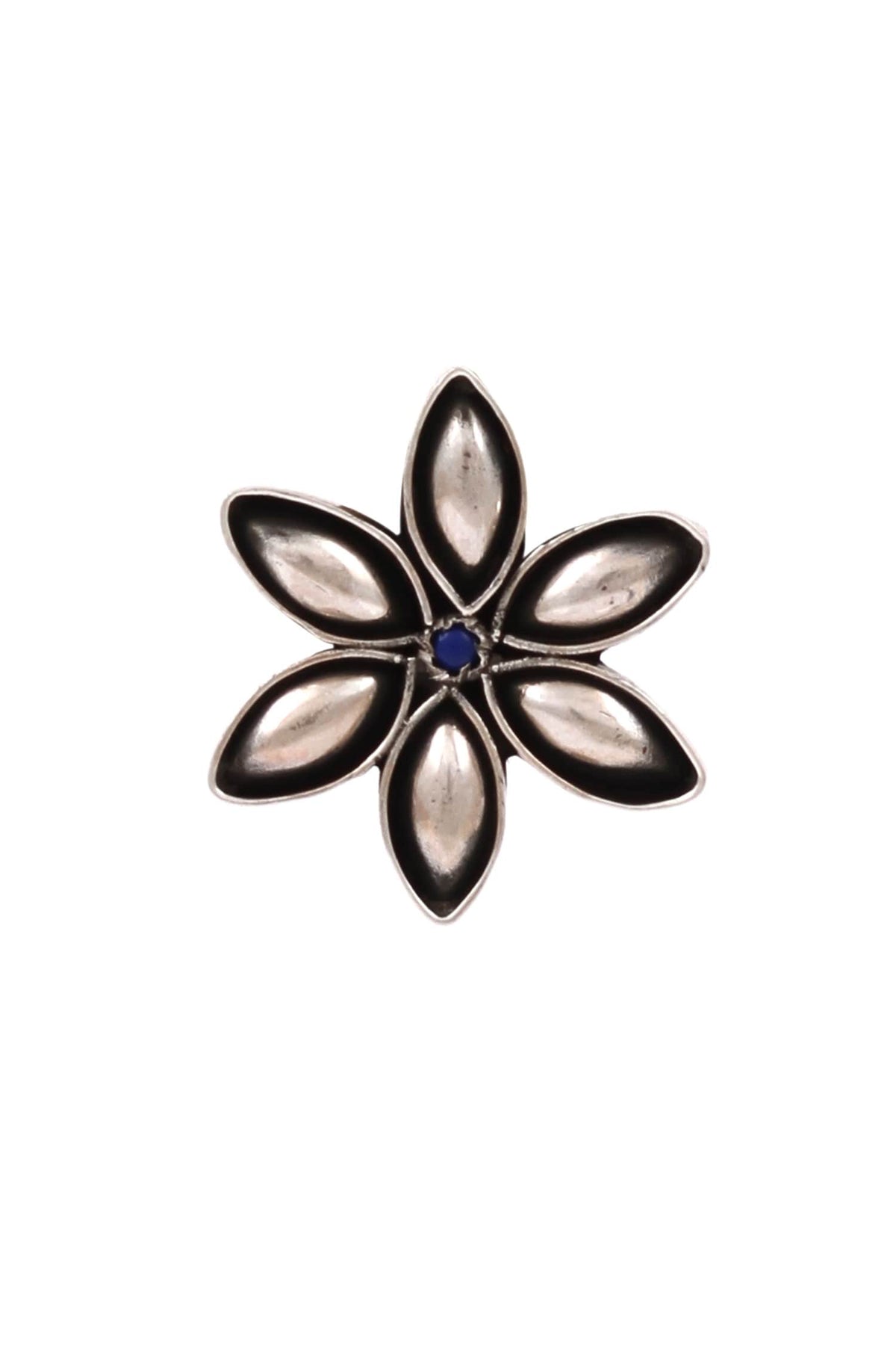Carved Floral Ear Studs 