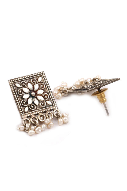 Geometric Carved Earrings 