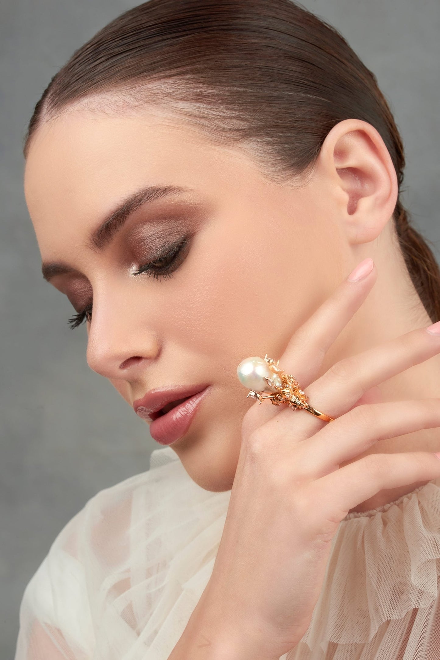 Elephant Motif Crystal Ring 
