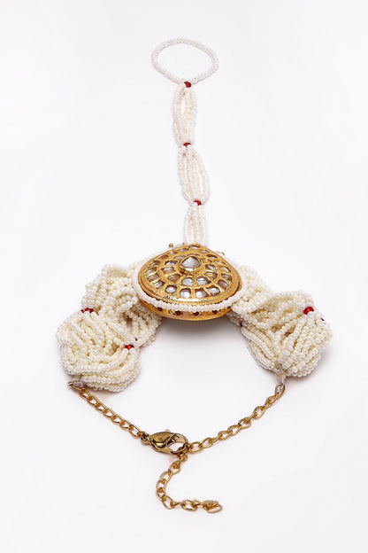 Multi Layered Pearl Hathphool 
