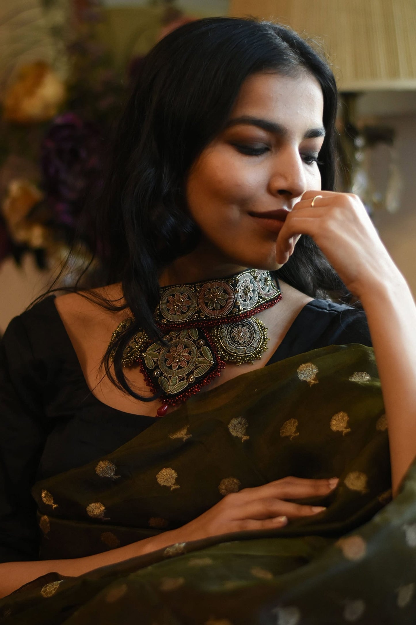Floral Embroidered Choker 