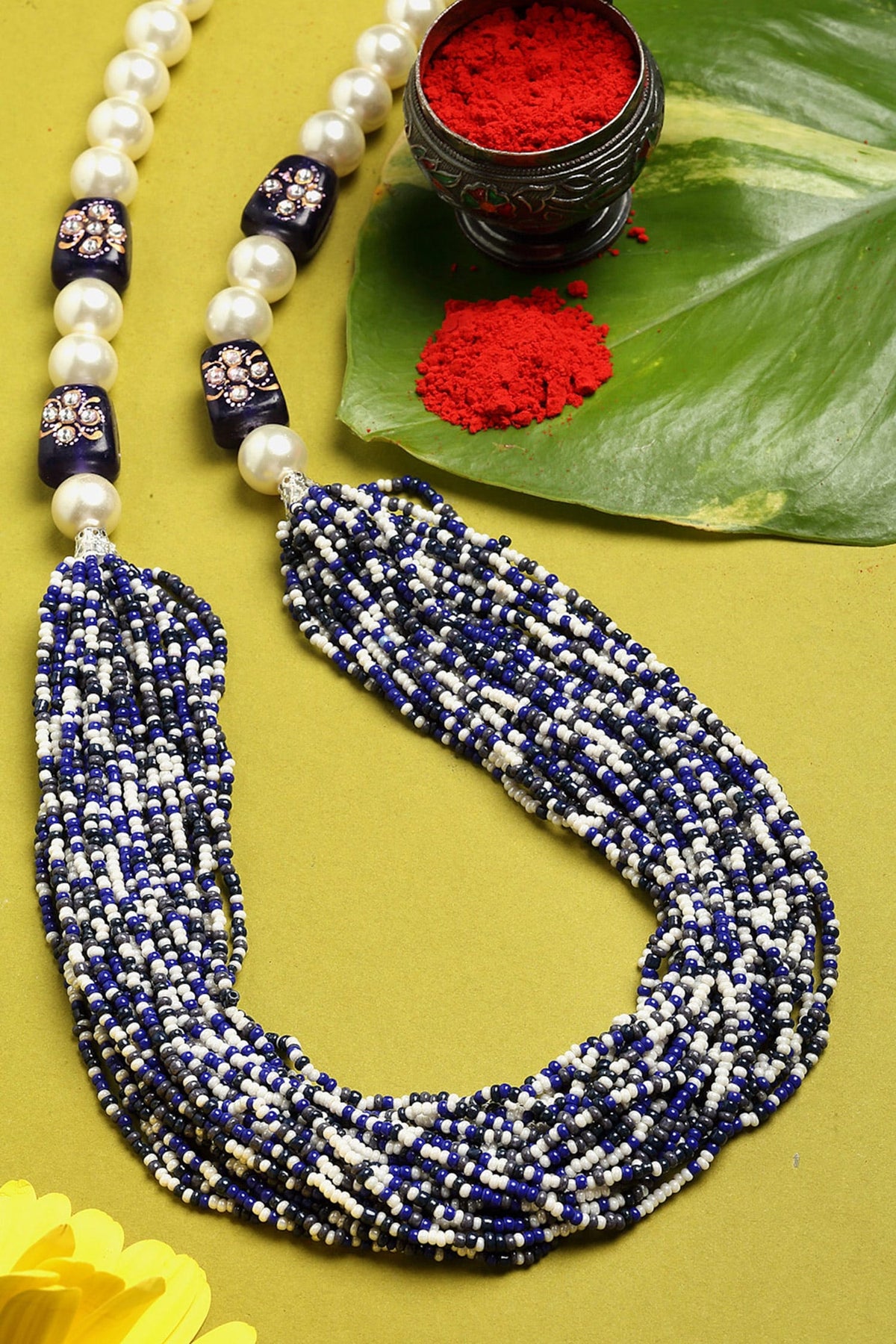 Pearl Embellished Layered Necklace 