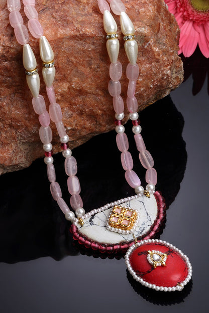 Beaded Pendant Necklace 