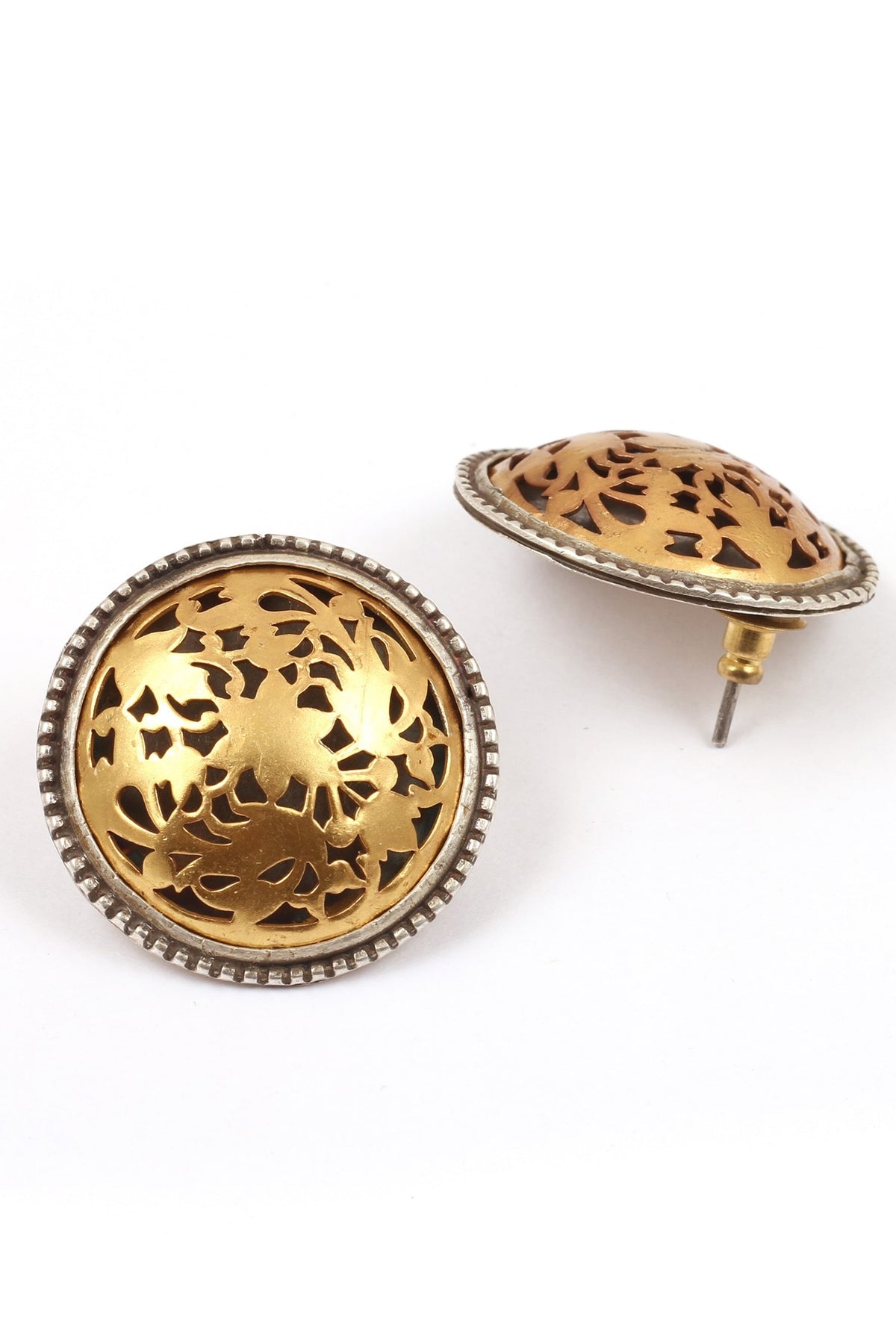 Floral Carved Stud Earrings 