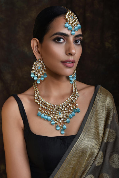 Kundan Embellished Necklace Set 