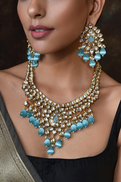 Kundan Embellished Necklace Set 
