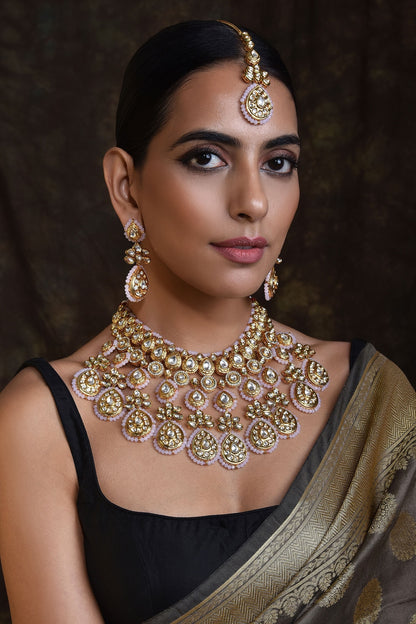 Kundan Embellished Necklace Set 