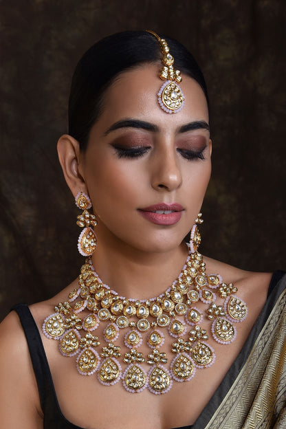 Kundan Embellished Necklace Set 