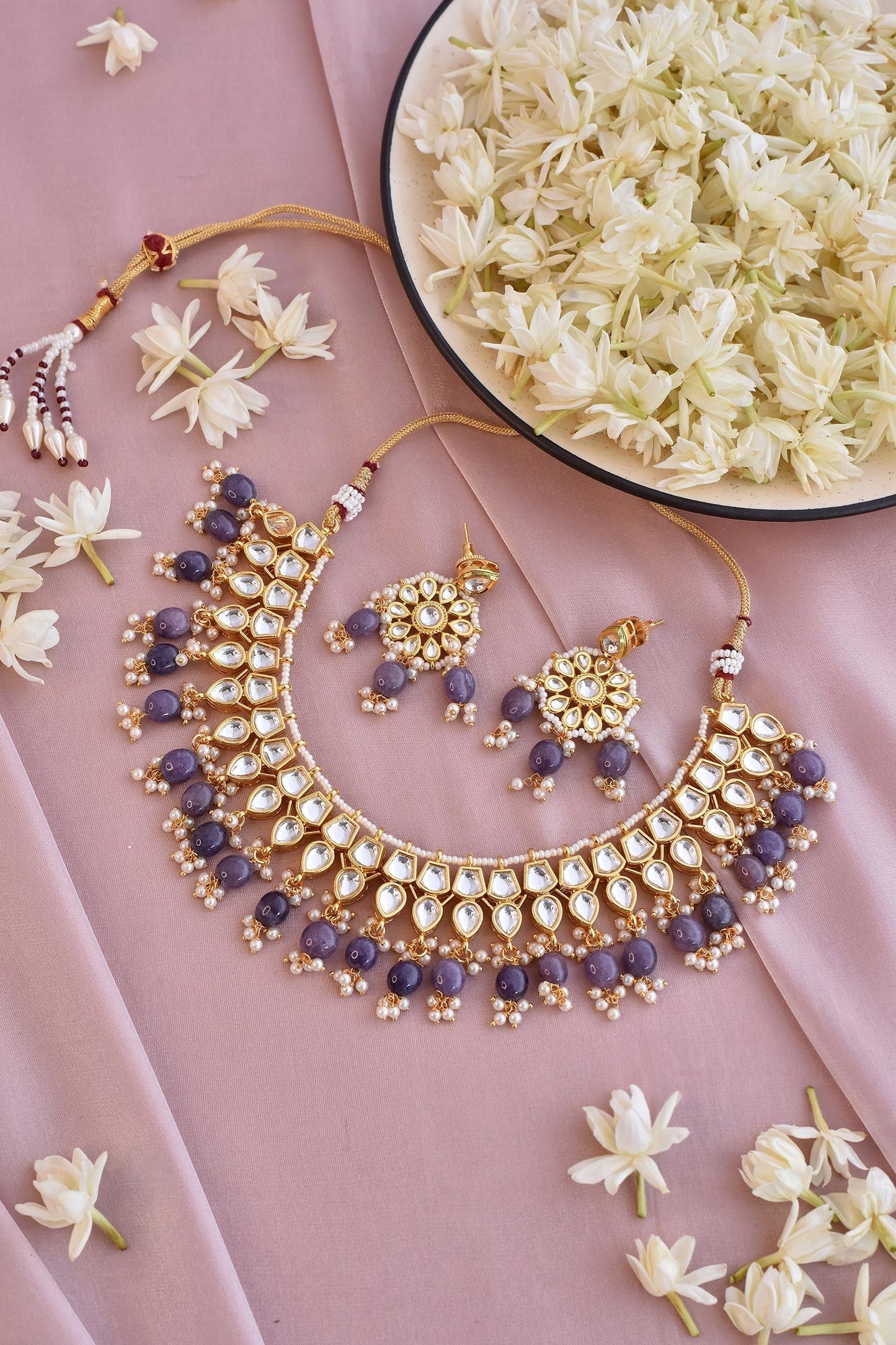 Kundan Embellished Choker Set 
