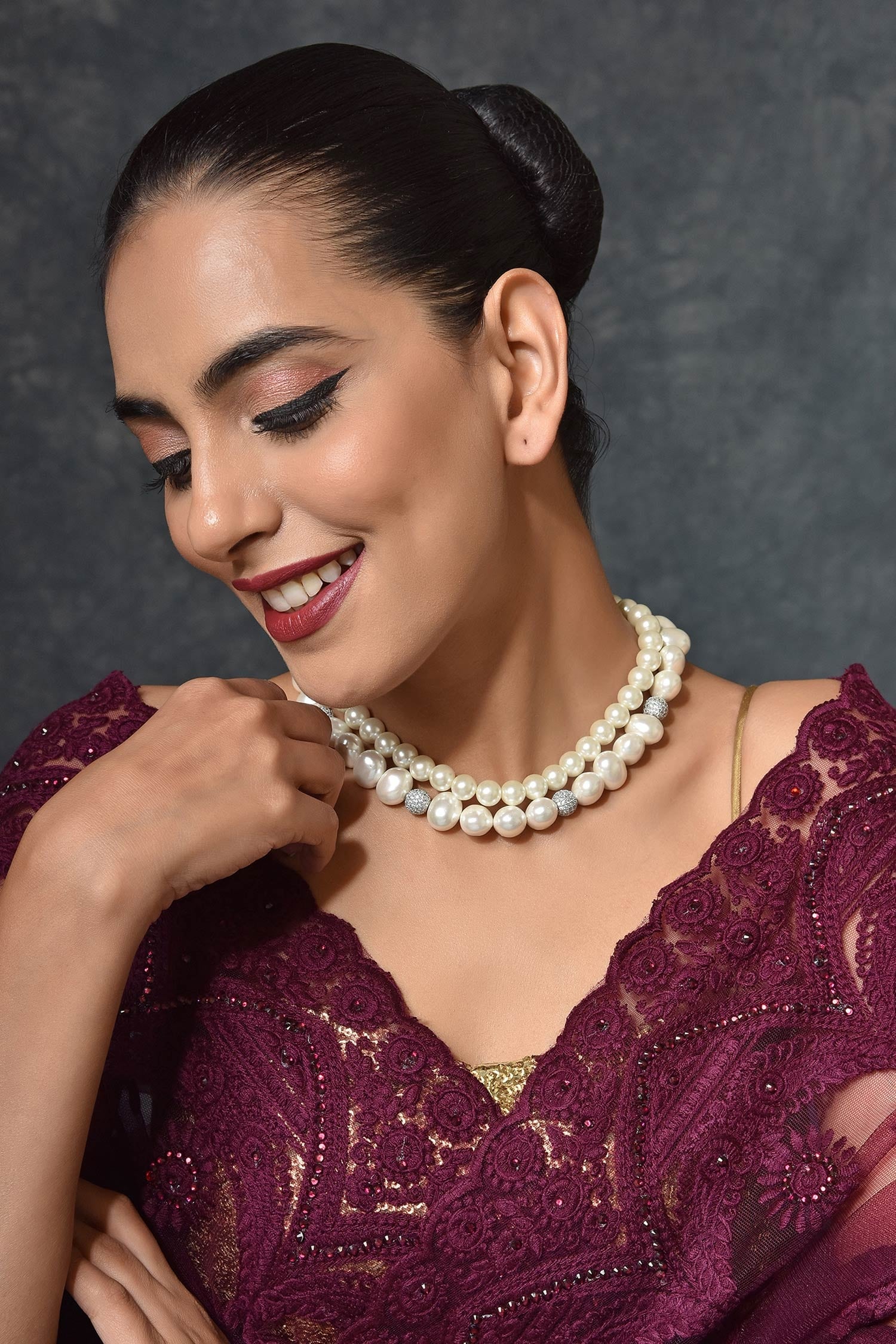 Layered Pearl Necklace 
