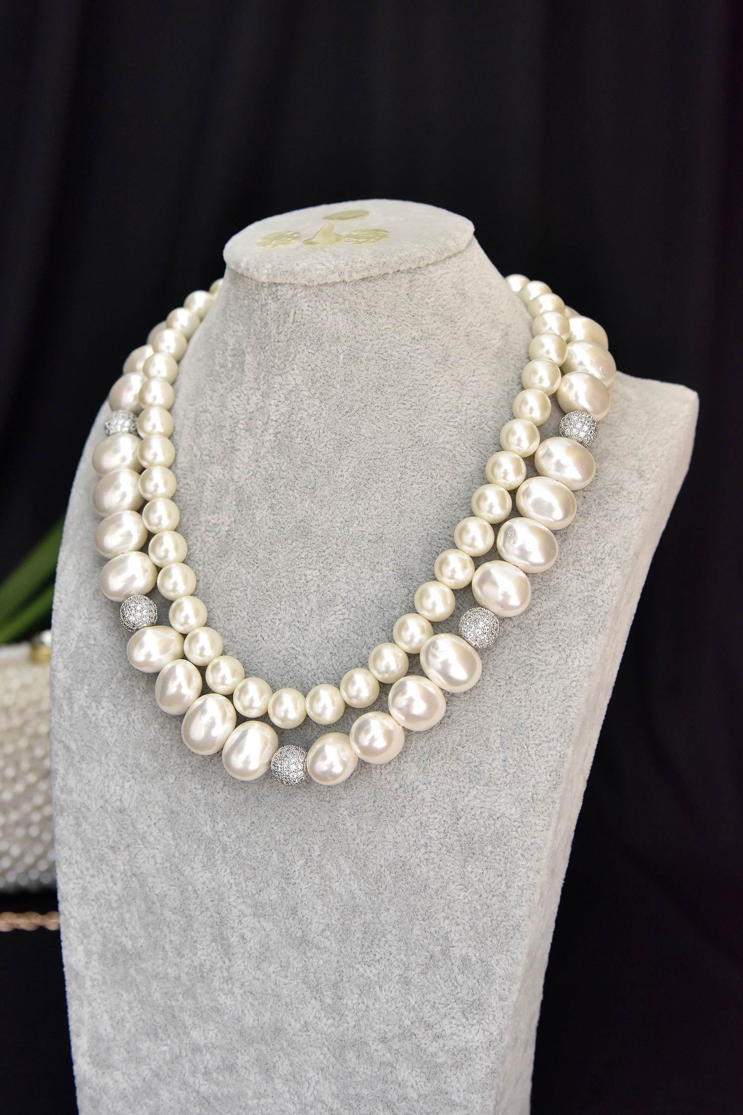 Layered Pearl Necklace 