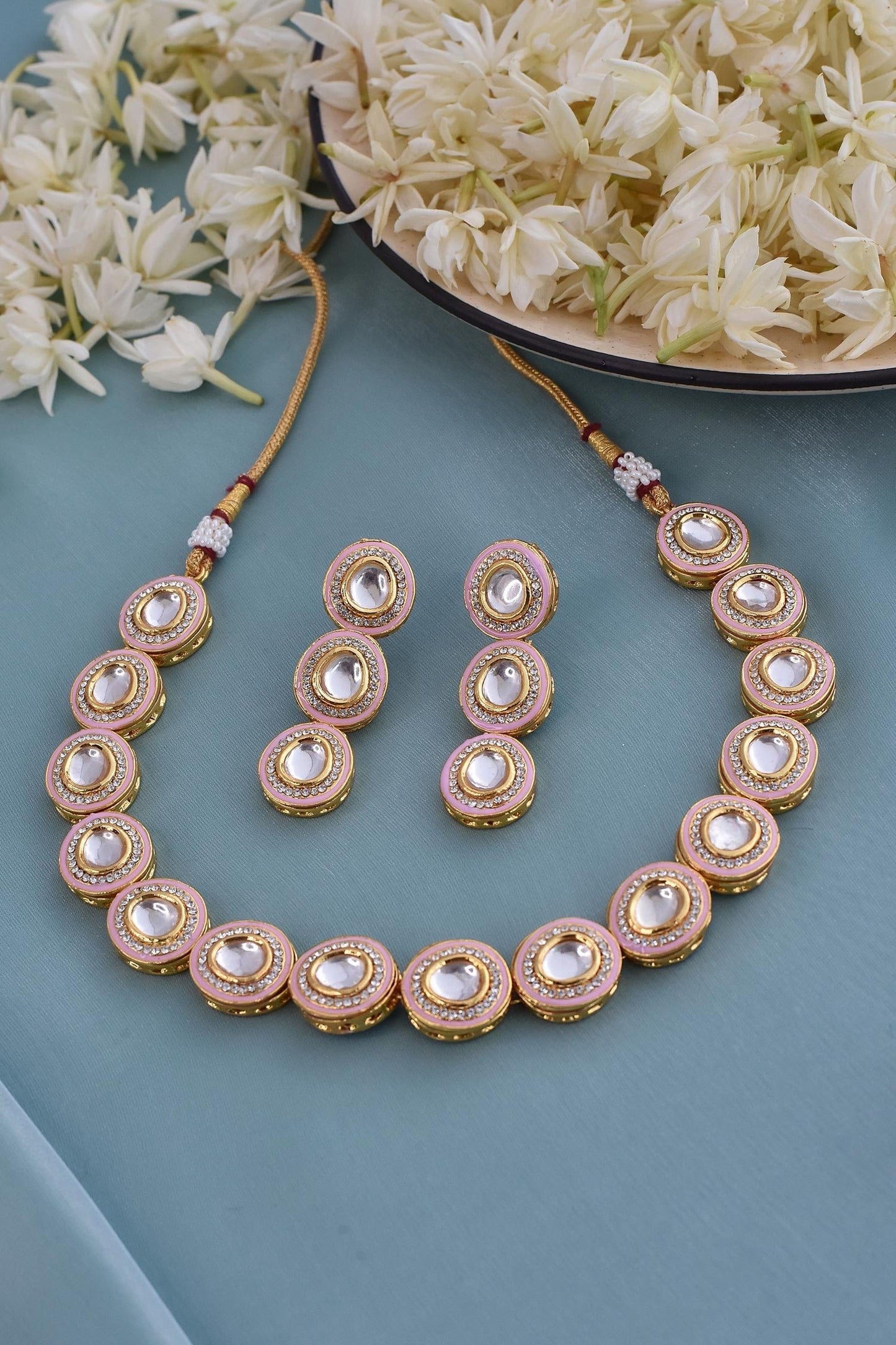 Kundan Embellished Choker Set 
